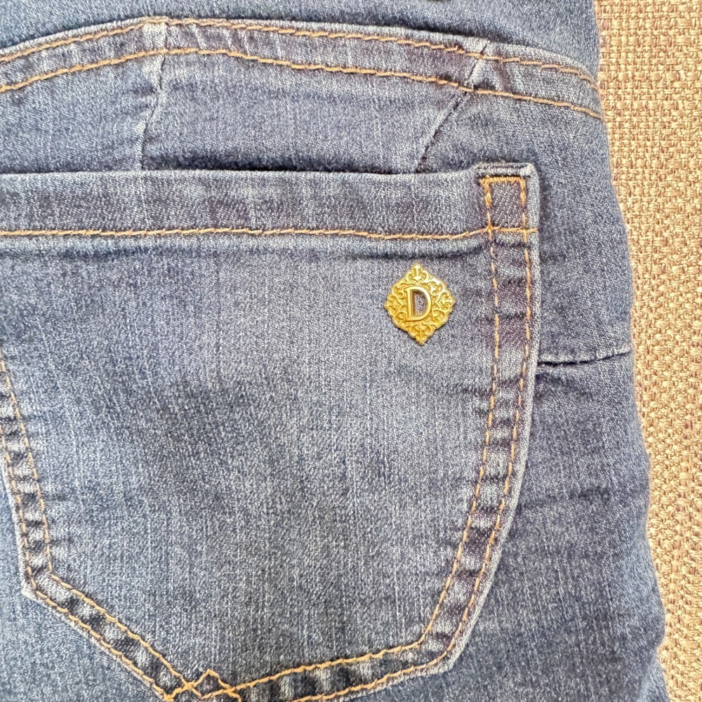 Democracy Ab solution Blue Denim Jean Shorts Womens Size 2 Stretch Mid Rise - Picture 7 of 8